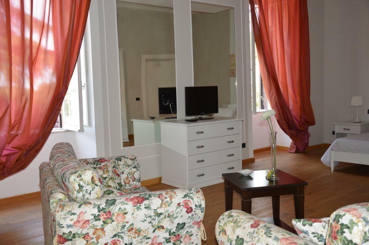 Апартаменты Garibaldi House Тиволи Экстерьер фото