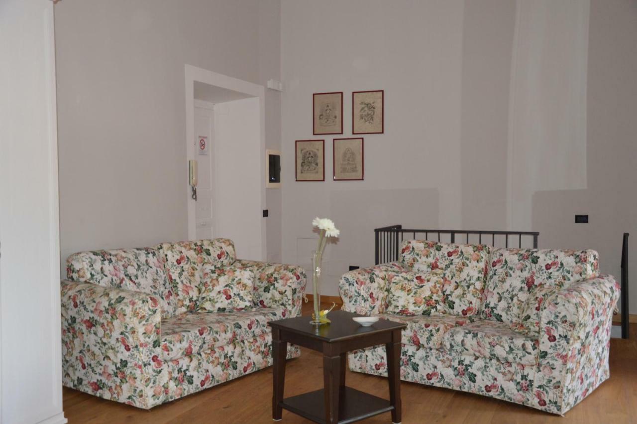 Апартаменты Garibaldi House Тиволи Экстерьер фото